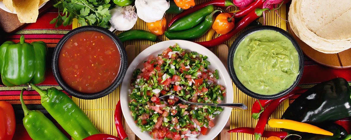 La salsa verde y roja, tradición de la gastronomía mexicana
